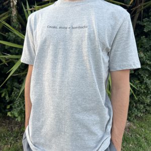 Camiseta - Cor cinza claro
