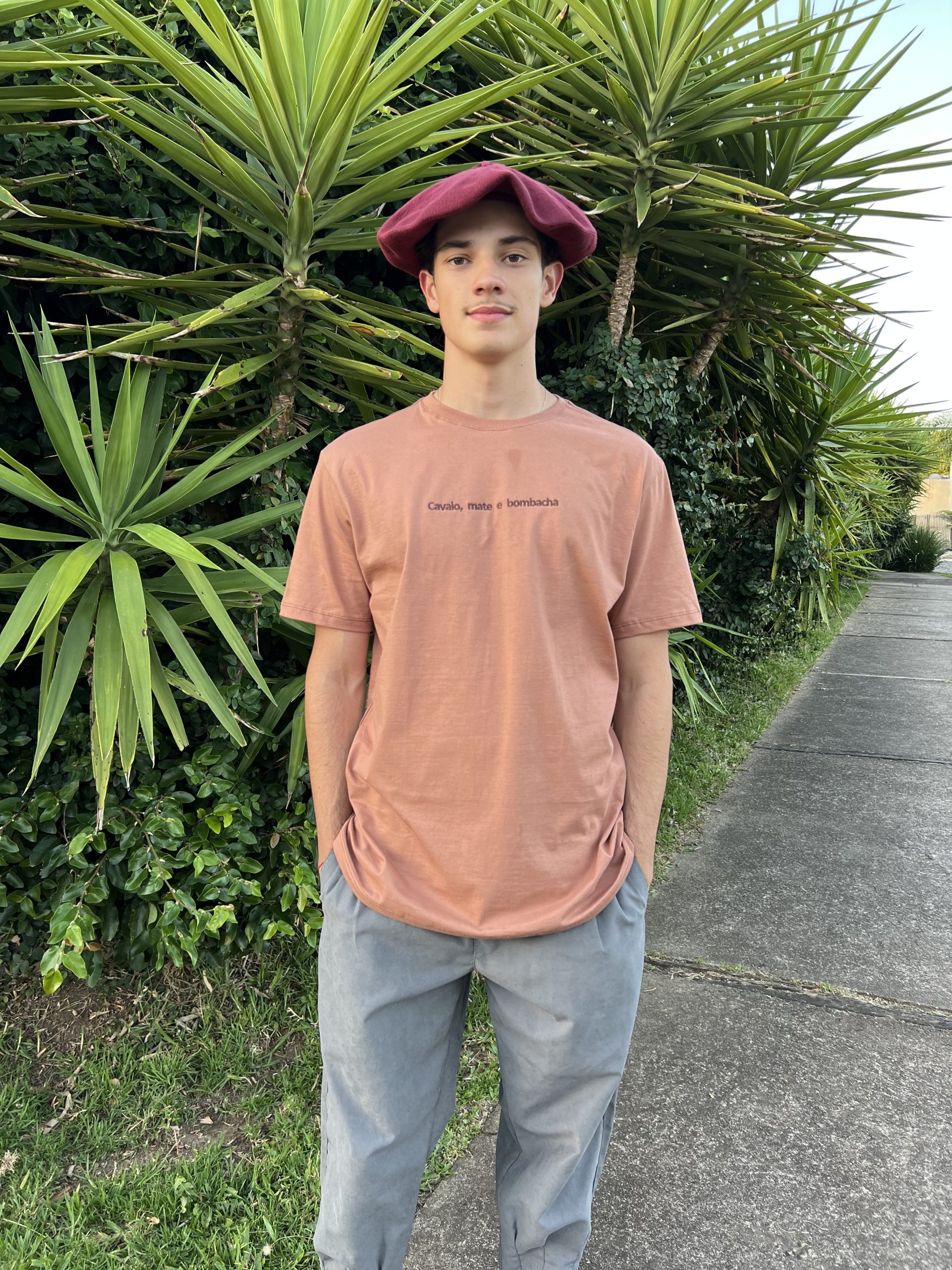 Camiseta - Cor marrom/telha - Imagem 3