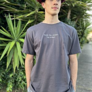 Camiseta - Cor cinza escuro